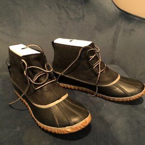 New Sorel Out "N About Waterproof Boot  - Size 10